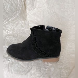 Toddler girls Cat & Jack ankle boots